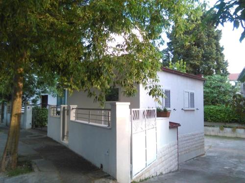 Apartments with a parking space Split - 16840 Split