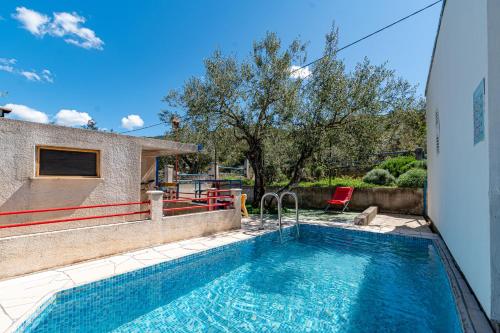 Family friendly house with a swimming pool Kabli, Peljesac - 16795