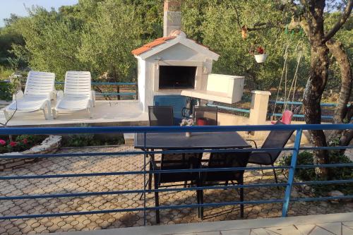 Family friendly house with a swimming pool Kabli, Peljesac - 16795