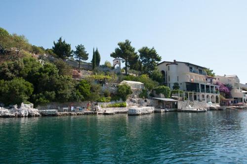  Apartments and rooms by the sea Klek, Neretva Delta - Usce Neretve - 16975 in Opuzen