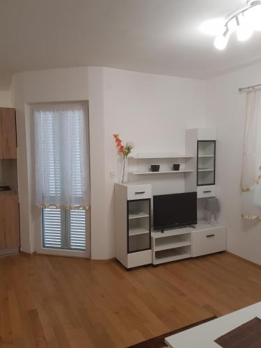 Apartment Novi Vinodolski 16998b - image 7