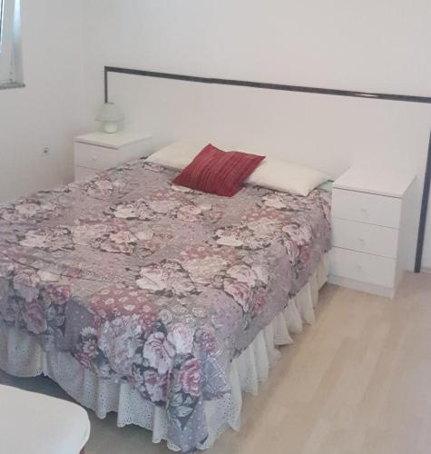 Apartment Sveti Filip i Jakov 16759a - image 4