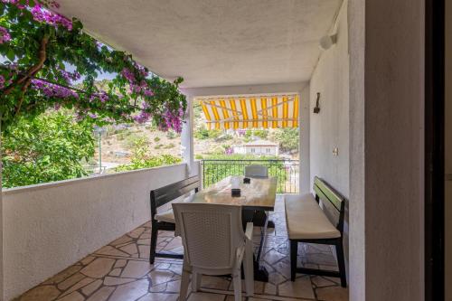 Apartments by the sea Povlja Brac - 16792 - image 13