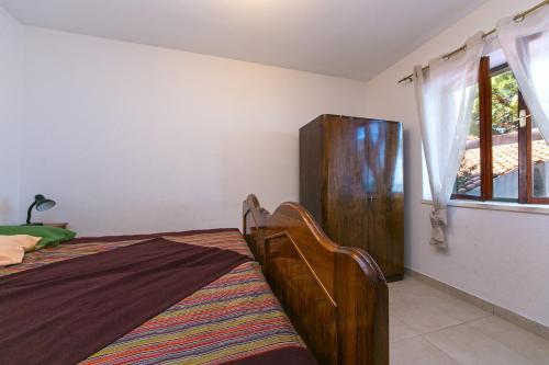 One-Bedroom Apartment with Terrace and Sea View image 10