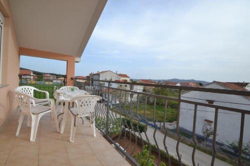 Apartments with a parking space Sukosan Zadar - 17027 - image 8