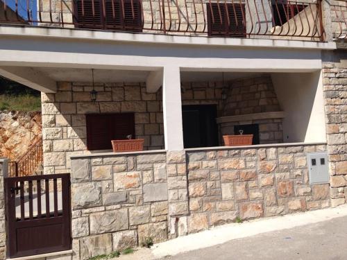  Apartments by the sea Brna, Korcula - 16916, Pension in Smokvica