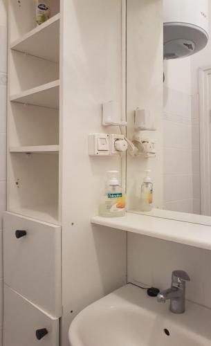 Apartments with a parking space Sveti Filip i Jakov Biograd - 16759 - image 5