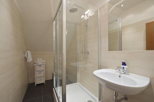 Old Town Boutique Apartments - image 6