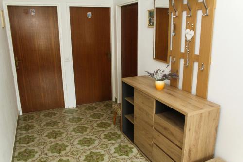 Apartments with a parking space Sveti Filip i Jakov Biograd - 16708 - image 3