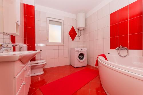 Apartment Okrug Gornji 16901a - image 11