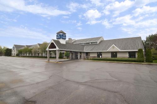 . Boarders Inn & Suites by Cobblestone Hotels - Faribault
