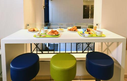 Hotel ibis budget Nice Aéroport Promenade des Anglais