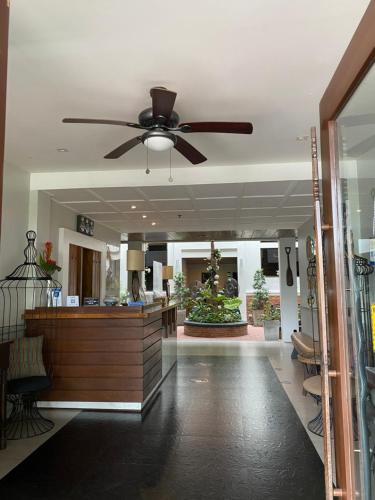 Vivere Condominium, Vigan (foto 8)