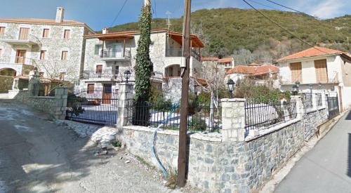 Stonehouse dome Lagadia in ลักคาเดีย (อาร์คัดเดีย)