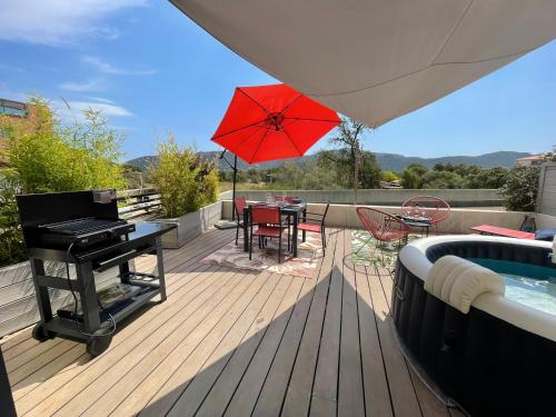 Superbe appartement sur le port, jacuzzi, piscine