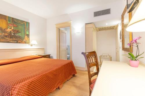 Hotel Bella Venezia - image 12