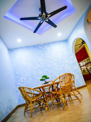 Gather Here in 62 @ Town Center