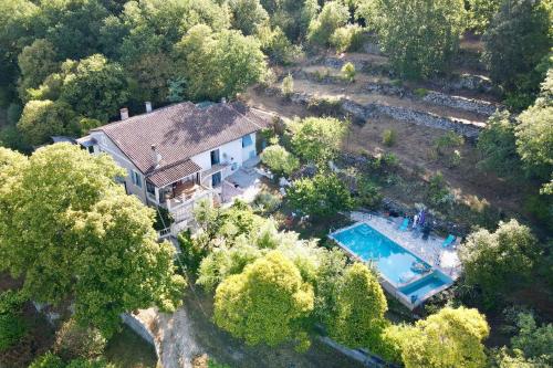 Peldbaseins, Mas des TRAVES Anduze avec piscine in Saint-Sebastien-d'Aigrefeuille
