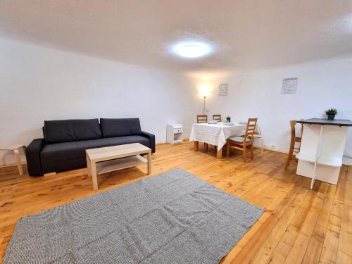 Two-Bedroom Apartment image 6