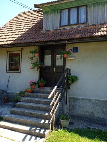 B&B Brod na Kupi - Kuća za odmor Lešnica - Bed and Breakfast Brod na Kupi