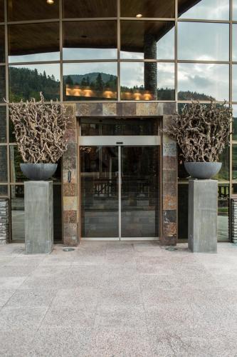 Lux Garden Hotel - image 4