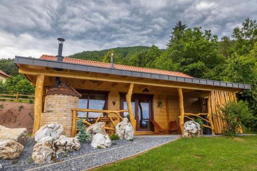 Lake Cottage - Koča ob jezeru - Nazarje