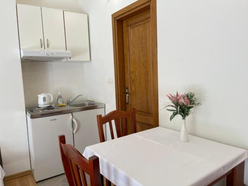 Apartments Milano - image 12