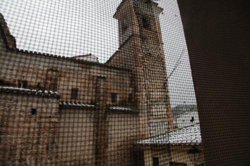 Casa rural rústica para parejas, familia o amigos a la montaña "EL COLMENAR"