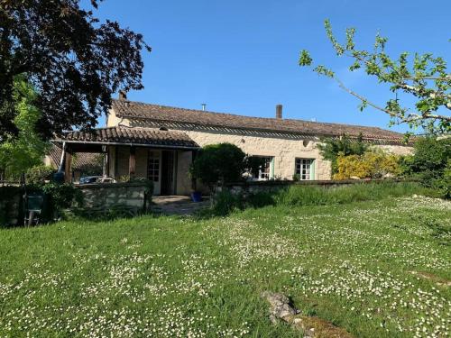 La Maison Pourpre - Location, gîte - Vélines