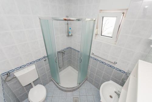 One-Bedroom Apartment with Terrace image 5