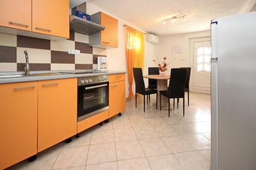 keuken, Apartments with parking space Polje, Krk - 18669 in Polje