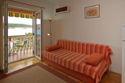 One-Bedroom Apartment with Terrace and Sea View image 10