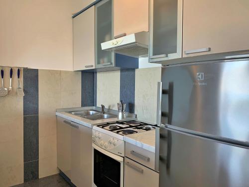 One-Bedroom Apartment with Terrace and Sea View image 8
