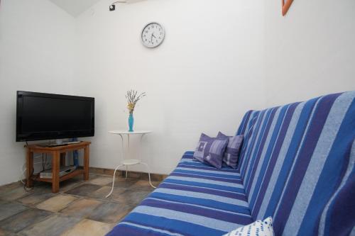 Two-Bedroom Apartment with Terrace image 10
