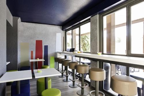 IBIS Budget Aix en Provence Est Le Canet - image 11