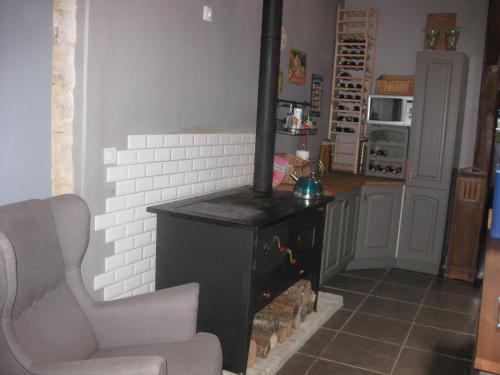 virtuve, Le Petit Cochon chambre d` hotes in Haims
