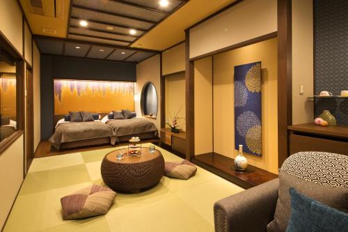 Japanese-Style Twin Room with Tatami Area