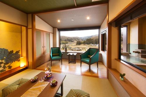 Japanese-Style Room with Semi Open-Air Bath