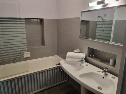 Logis Hôtel le Comty