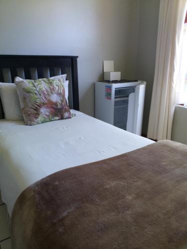 1 twin bed