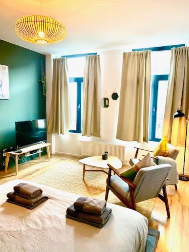 Sam in Antwerp Room Type - Studio Apartment