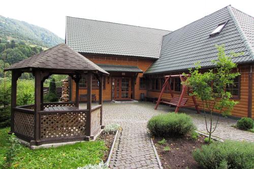 外部景觀, Шале На бе́резі (Шале На березі) in 克瓦西