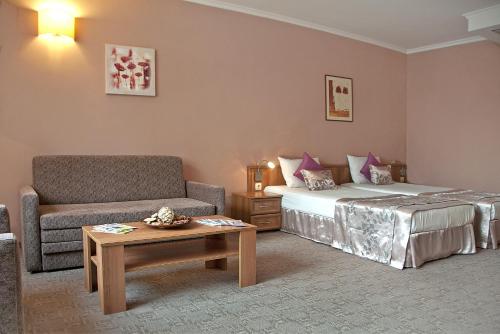 Hotel Real - image 4