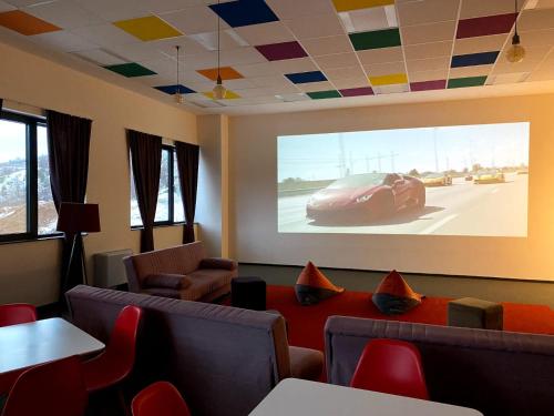 ห้องส่วนกลางสำหรับนั่งเล่น/ดูทีวี, Abi Green Hotel Prevallë (Abi Green Hotel Prevalle) in ลูบิจเด