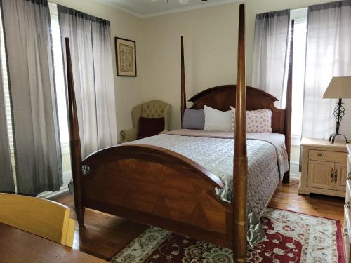 1 queen bed