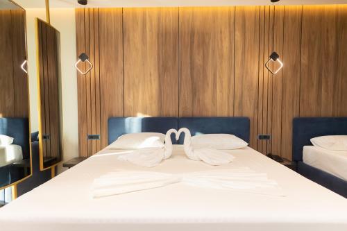 383661036 Esbjerg Hotel