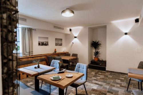 餐飲選擇, Das Schutzhaus-Bed and Breakfast-Dein Basislager im Salzkammergut in 巴特奧塞鎮中心