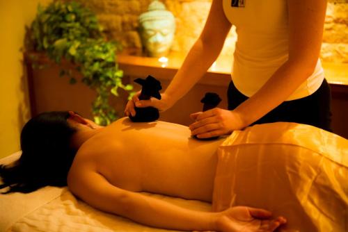 Los Angeles Hotel & Spa Los Angeles Hotel & Spa