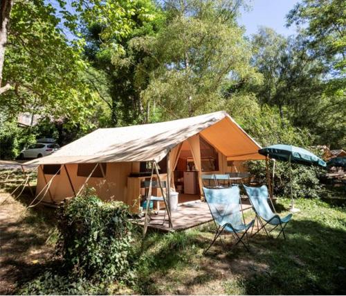 Camping Onlycamp le Petit Bocage - Camping - Essarts-en-Bocage