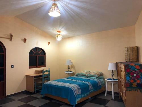 Casa Taller zapoteca Huella Carmín